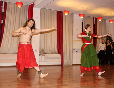 индийские танцы на Алексеевской